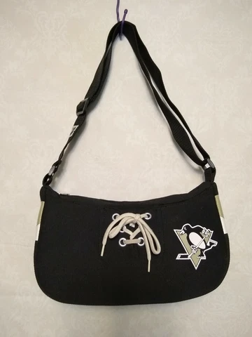 Pittsburgh Penguins NHL Purse Black Adjustable Shoulder Strap Zip Closure Small Cover