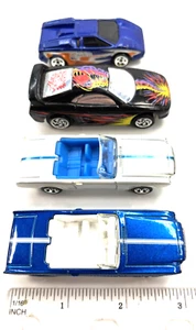 Lotto 4 veicoli Hot Wheels lunghi circa 3 pollici L - Foto 1 di 4