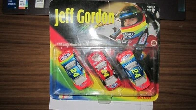 ACTION COLLECTABLES ,# 24 Jeff Gordon, Set Di 3 Auto, Dupont, Jurassic Parco, - Immagine 1 di 2