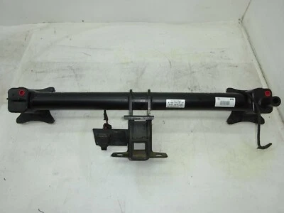 Barra de refuerzo de enganche de remolque trasero OEM DE220548 07-12 MERCEDES GL450 X164 Foto 1 de 4