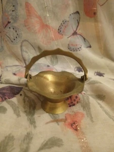 Small Vintage Brass Basket, made in india.   35 - Picture 1 of 6