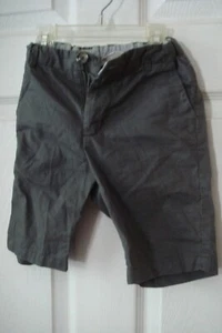 H&M BOY SHORTS SIZE US 6-7YEARS - Picture 1 of 3