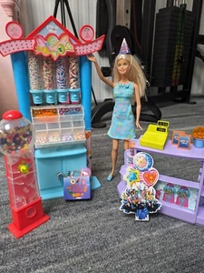 Barbie Pick'n'Mix Stand/Sweet Shop/Barbie Mattel Play Set/Barbie Doll Included - Picture 1 of 7
