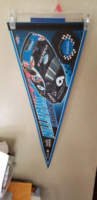 BANDERÍN DE FIELTRO NASCAR MARK MARTIN RACING 11/11/23 Foto 1 de 2