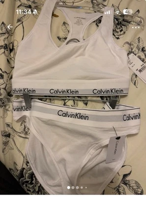 Calvin Klein Women's Underwear Set Size Medium - Image 1 of 4