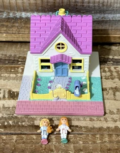 Vintage 1993 Polly Pocket Bluebird Polly's Cozy Cottage Complete Set - Picture 1 of 9
