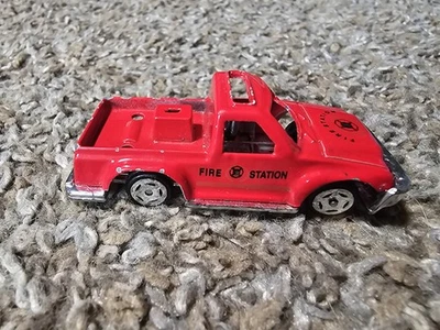 Vintage FIRE STATION 8007 Red TRUCK Die-Cast 1:64 - Image 1 of 4