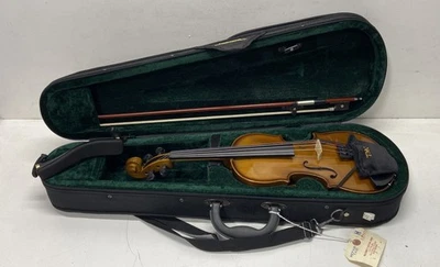 Cremona Violin & Case - Image 1 of 4