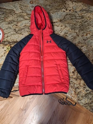 Under Armour Puffer Jacket Youth Boys 6 Black Red  Hooded Full Zip - Image 1 of 3