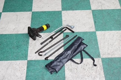 10-24 4 Runner Wheel Spare Bottle Jack Toolkit Tool Kit Assembly OEM Factory OE - Изображение 1 из 4