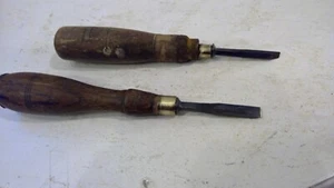 Two Vintage Groves & Sons Chisels Carving Tools 5/16" & 3/16" - Imagen 1 de 11