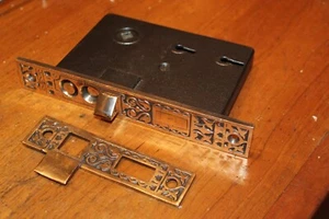 Antique Ornate Cast Bronze Face 2-Keyhole Mortise H-21100 Marked #0943S  R-10 - Picture 1 of 7