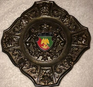 BRUXELLES Brussels Souvenir 6 1/2" Diamond Shape Embossed Metal Art Double Lion - Picture 1 of 11
