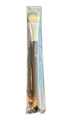 MAC 190S Foundation Face Brush Natural Fiber Hair New in Sleeve - Image 1 of 4