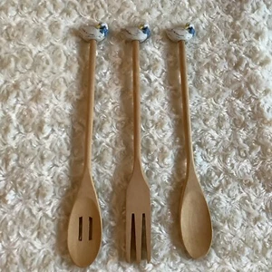 3 cucharas de madera vintage blancas azules arcos ganso patos country cottagecore 12" - Imagen 1 de 7