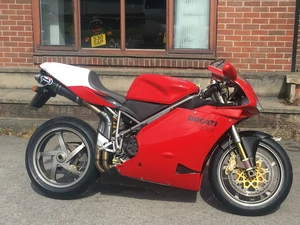 Ducati 998 ONLY 2700 MILES,STUNNING EXAMPLE,998R CARBON BODYWORK - Picture 1 of 12