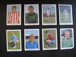 MY FAVOURITE SOCCER STARS - PRESENTED WITH SMASH (NUMBERS 1 - 8) - CIRCA 1970 - Picture 1 of 2