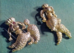 Lot 2 JJ Jonette Jewelry FRENCH POODLE Figural Gold-Tone Meta Brooch Pins - Picture 1 of 6