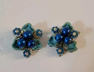 Vintage Brau Jewels Blue Tones Beaded Silvertone Clip On Earrings 50s/60s - Picture 1 of 6