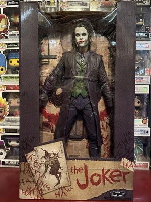 Figura de acción The Joker Necca 18 pulgadas  Foto 1 de 4