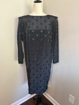 Vestido Vaina Vintage JSJ John Roberts Negro Satinado Pintuck Hombro Midi Talla 8 Foto 1 de 4