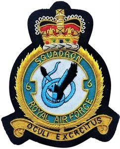 No. Insignia de parche de 6 escuadrones de la Royal Air Force con cable dorado - con licencia MOD - Imagen 1 de 5