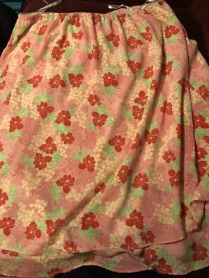 Falda rosa floral con volantes y dobladillo en capas Apparenza talla 20W para mujer Foto 1 de 4