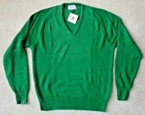 V - Suéter para hombre cuello largo - Súper precio y hecho en EE. UU. (y chaleco) - Imagen 1 de 18