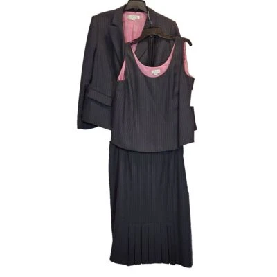 Tahari Pinstripe 3-Piece Suit Set Gray Pink Professional Business Attire - Image 1 of 4