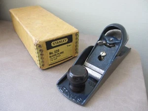 Vintage Stanley Tools No. 220 Block Plane Blue Base 1-5/8" Cutter 7" Long in Box - Picture 1 of 12