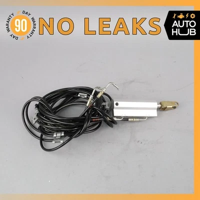 03-12 Mercedes R230 SL500 SL55 AMG Cilindro de cierre de techo delantero OEM Foto 1 de 4