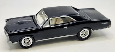 Pontiac GTO suelto 2001 Johnny Lightning "GTO" negro '67 techo rígido diecast 1:64  Foto 1 de 4