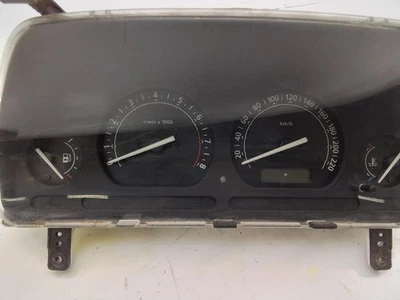 LAND ROVER FREELANDER 1998 - 2003 速度计仪表组 LR0016002 — 第 1/4 张图片