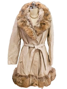 CHAQUETA ABRIGO DE CUERO BEIGE BULLOCK'S SNOW QUEEN VINTAGE AÑOS 60/70 CUELLO DE PIEL DOBLADILLO - Imagen 1 de 9