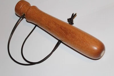 Форель или лосось рыболовства священник вручную повернул в сапеле с латунными деталями. - Изображение 1 из 4