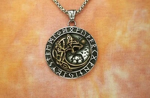 Fenrir Halskette Garmr Dire Wolf Hellhound Ygdrasil Runen Anhänger Edelstahl - Bild 1 von 9