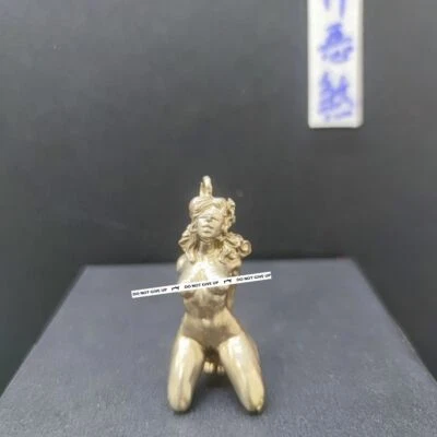 Adornos sexy de cobre puro con los ojos vendados belleza secundaria niña Foto 1 de 4