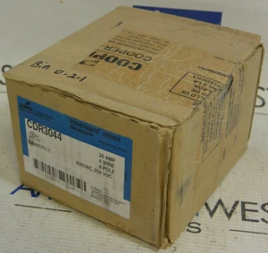 Cooper Crouse-Hinds CDR3044 POWERMATE Receptacle 30A 600VA *NEW *FACTORY SEALED - Picture 1 of 3