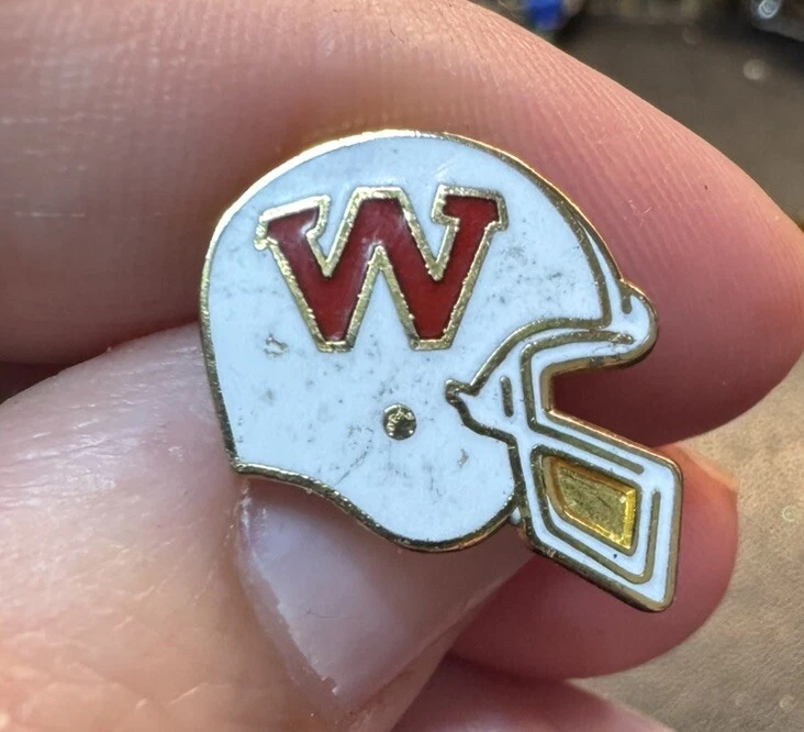 Vtg Wisconsin Badgers University of Wisconsin Football Helmet Lapel Pin Tie Tack - Image 1 of 4