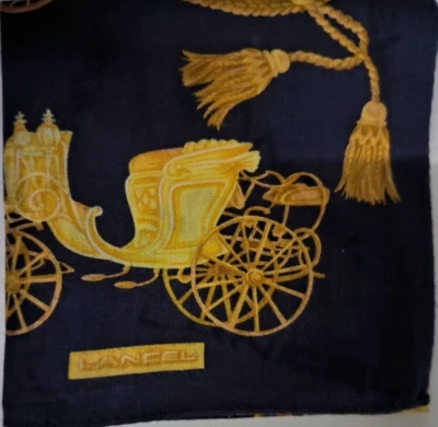 PAÑUELO CLÁSICO ESTAMPADO 21" Foto 1 de 2