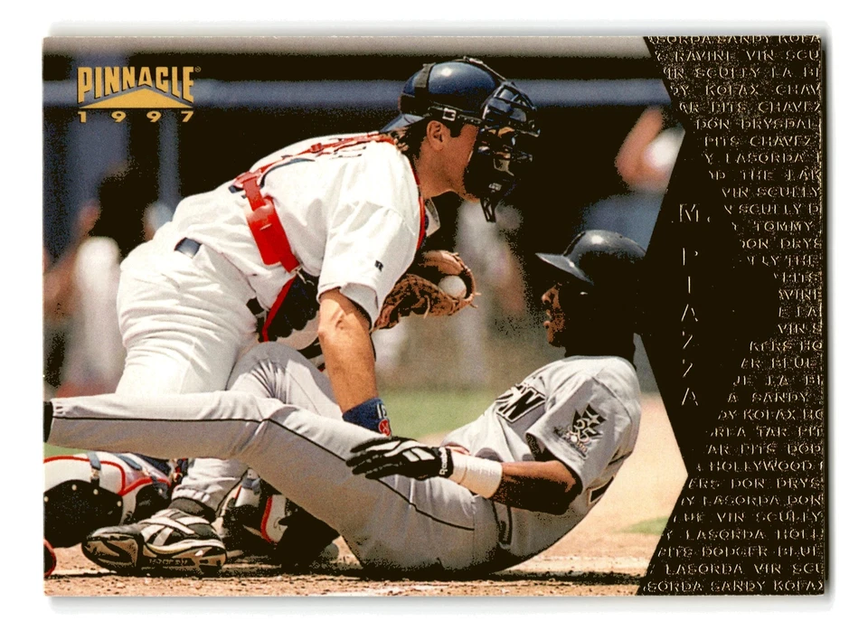 Mike Piazza 1997 Pinnacle #103 HOF Los Angeles Dodgers Mint - Image 1 of 2