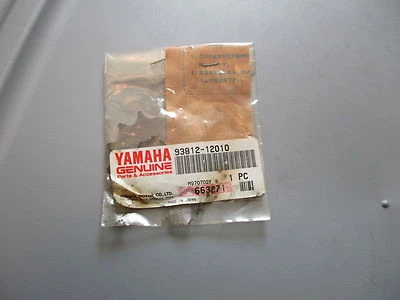 NOS Yamaha OEM Drive Sprocket 12T 1978-1980 LB50 1981 YZ60 93812-12010 Foto 1 de 2