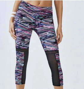 Fabletics Zoey Capri Cropped Legging - Pink Black Stripe Mesh - Sz Medium  - Picture 1 of 7