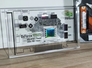 The Heart of Graphics Cards NVIDIA GPU+RAM Die Crystals Tech Art Decoration Gift - Picture 1 of 9