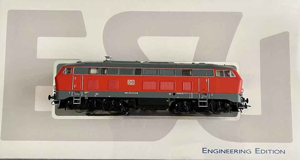 ESU 31012 BR218 Diesellok Rot Sound Licht Rauch AC/DC wie neu Mfx - Bild 1 von 4
