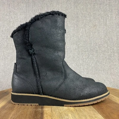 EMU Australia Beach Lo Boots Women 37 6 Black Suede Shearling $135 Bootie NEW - Image 1 of 4