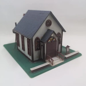 Life-Like HO Scale Town Church #1350 Building Fully Assembled Hand Painted - Picture 1 of 11