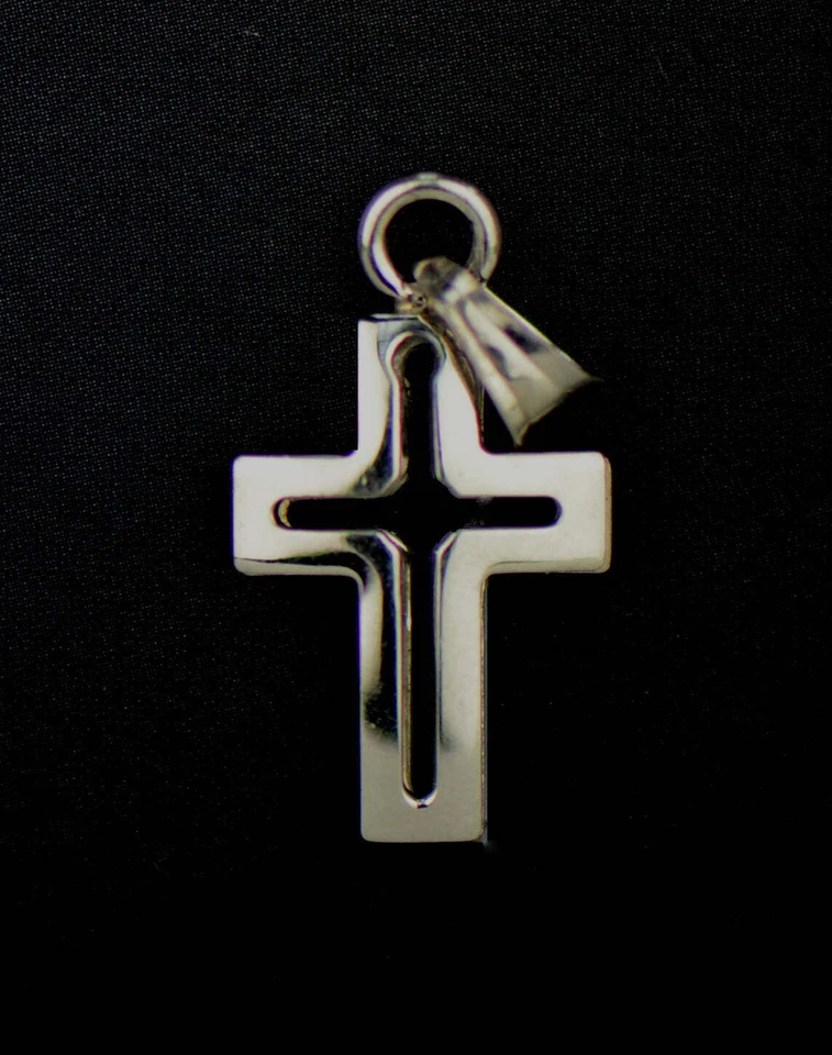 Sterling Silver Cross Cut out Small Pendant 925 Foto 1 de 1