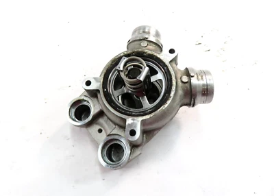 BMW M6///M (E63) 2006 5,0 L S85 V10 motor - carcasa termostato Foto 1 de 4