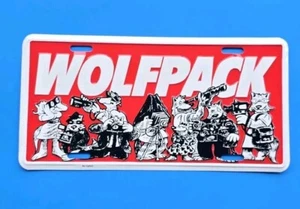 VINTAGE NC State Wolfpack Metal Novelty License Plate! Cartoon Cameras! - Picture 1 of 3